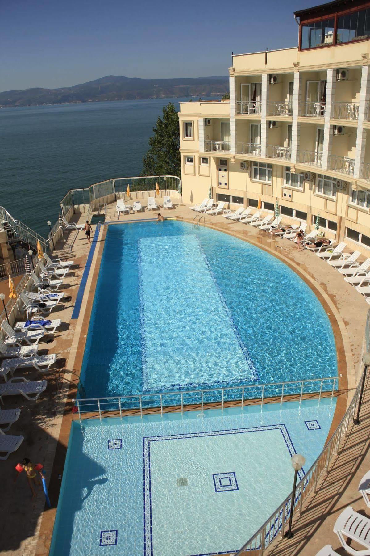 Dogalya Hotel Mudanya Exterior photo